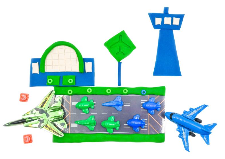 Airplane Kit Curriculum Kit Curriculum Young, Wild & Friedman 